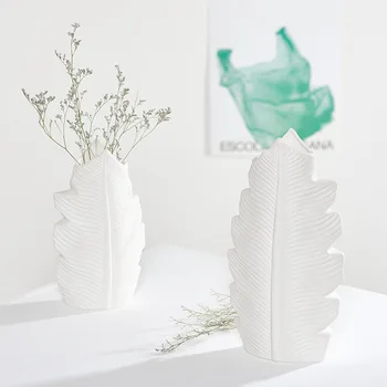 Современное минималистское искусство ручной работы в форме бананового листа, ваза, керамическое украшение, модель гостиной, украшение дома